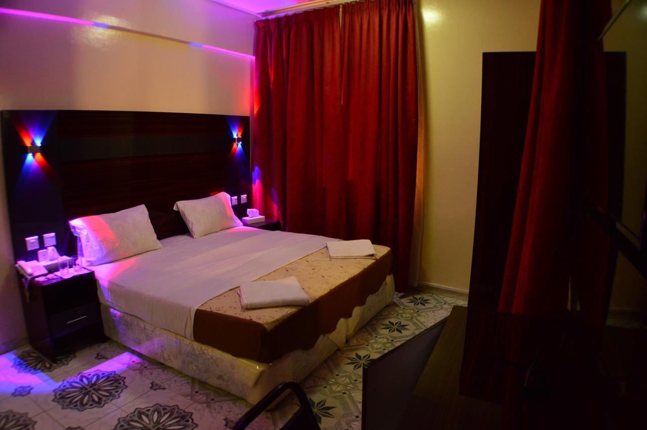 Tehran Hotel Dubai Luaran gambar